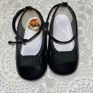Host pick 🎉 Vintage Buster Brown patent leather baby shoes